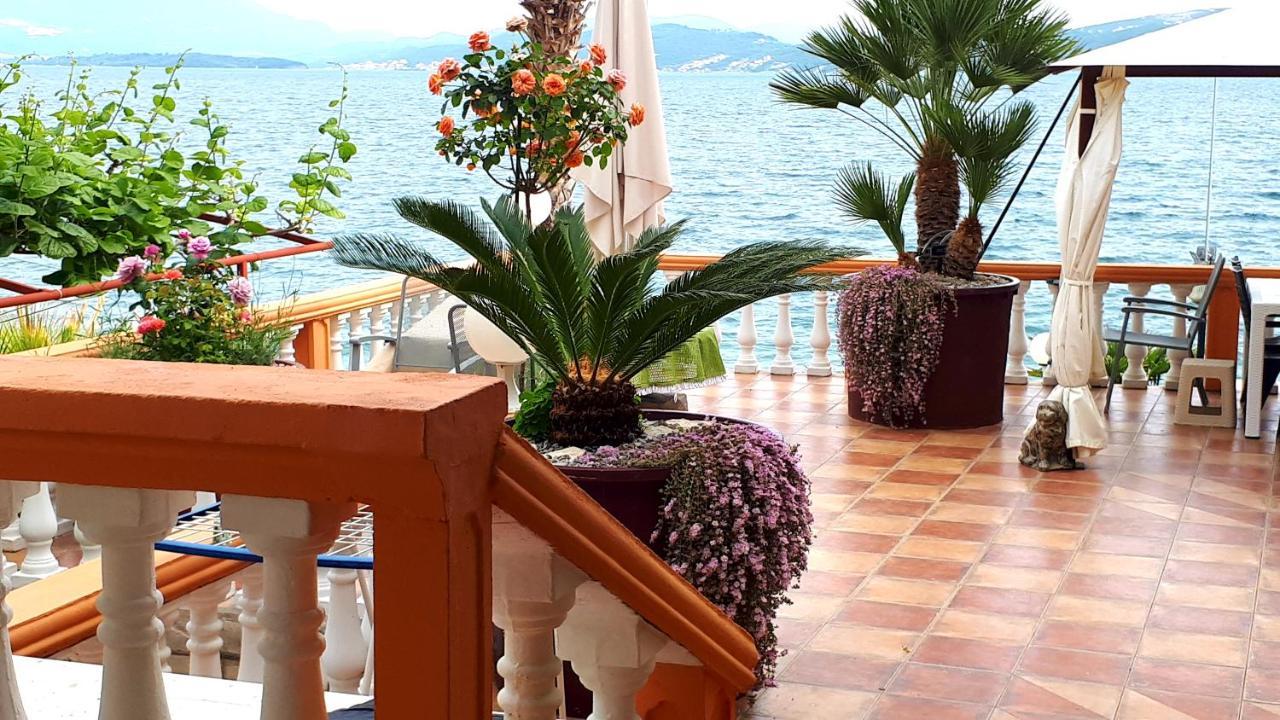 Apartmani Kalinic Биела Экстерьер фото